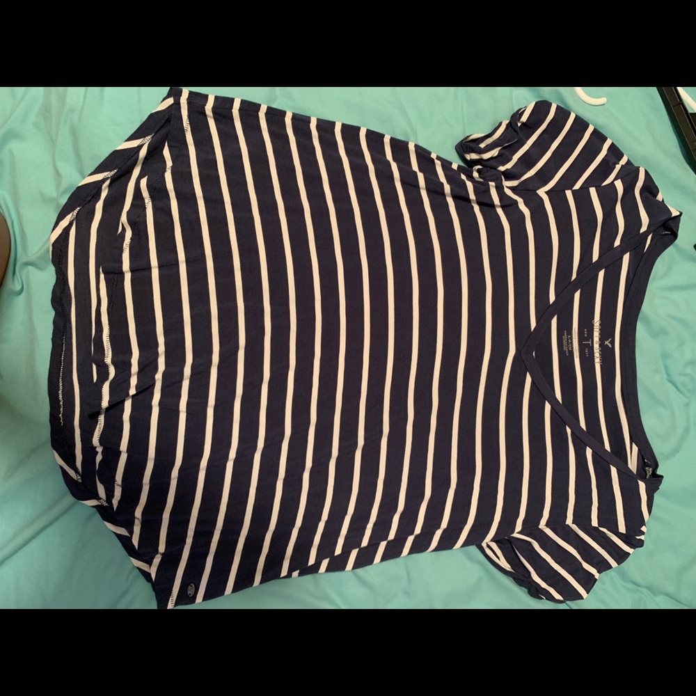 American Eagle soft and sexy T